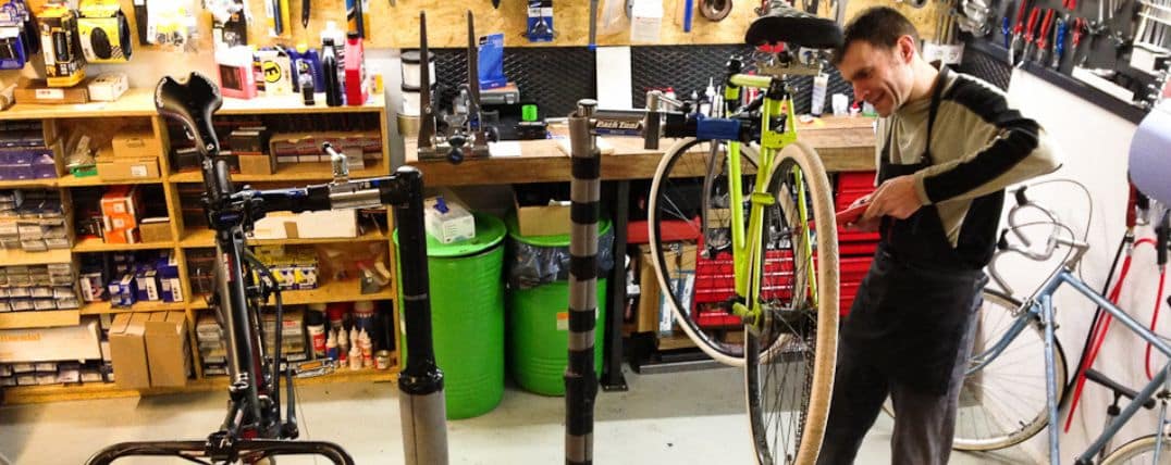 ¿Qué mantenimiento se le debe dar a la bicicleta de montaña?
