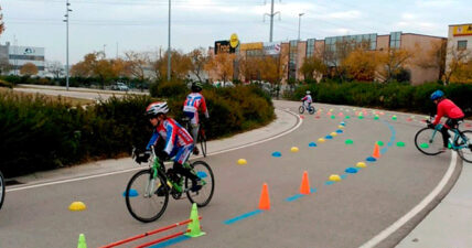 Escuela de ciclismo, escuela de valores