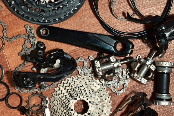 ¿Cómo está formado el sistema de transmisión? ¿Cómo está formado el sistema de transmisión?