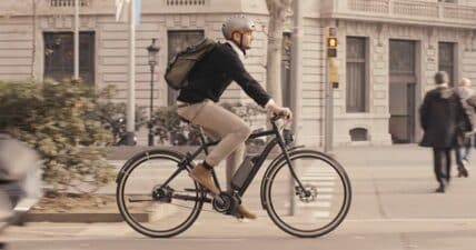 Los españoles están por el uso de la bici eléctrica