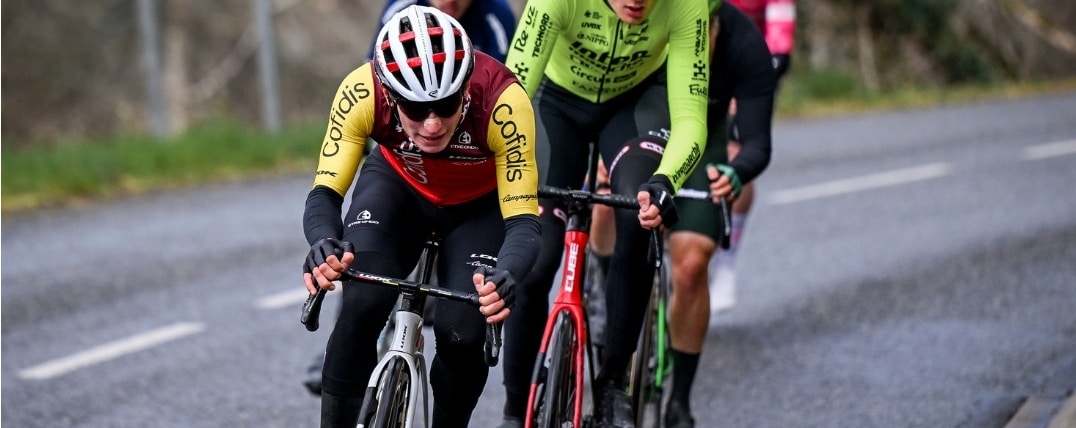 ¿Cuánto gana un ciclista profesional?