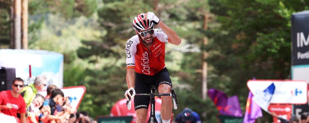 Jesús Herrada gana la etapa 11 de La Vuelta en La Laguna Negra