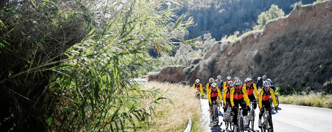 El papel del gregario en el ciclismo: una figura imprescindible