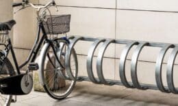 Aparcabicicletas: Cómo guardar tu bici de forma segura